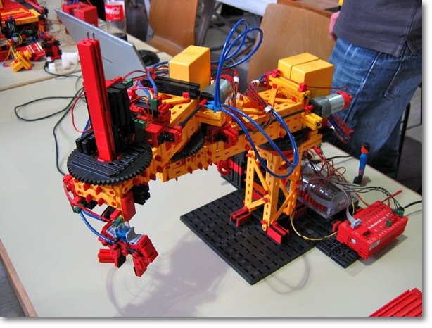 Joachim-Jacobi-01-Erbes-Buedesheim-2011 - Joachim Jacobi - robot